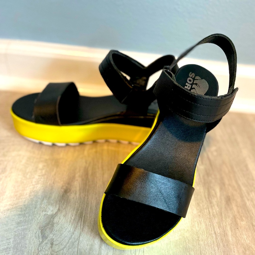 Sorel Cameron Flatform Sandal